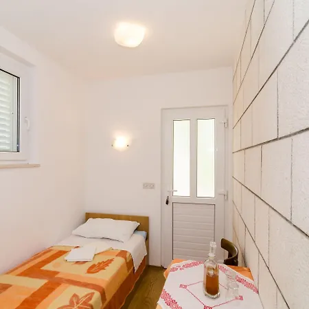 Casa de hóspedes Katarina 3*